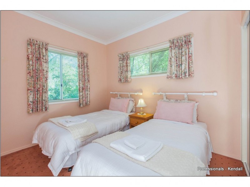 7 Saguaro Court, Eagle Heights QLD 4271