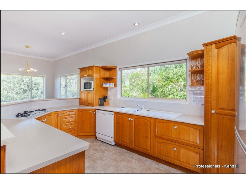 7 Saguaro Court, Eagle Heights QLD 4271