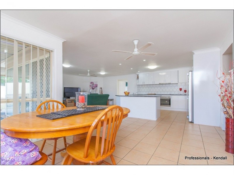 6 Alaqua Court, Beaudesert QLD 4285