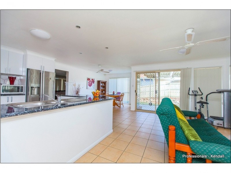 6 Alaqua Court, Beaudesert QLD 4285