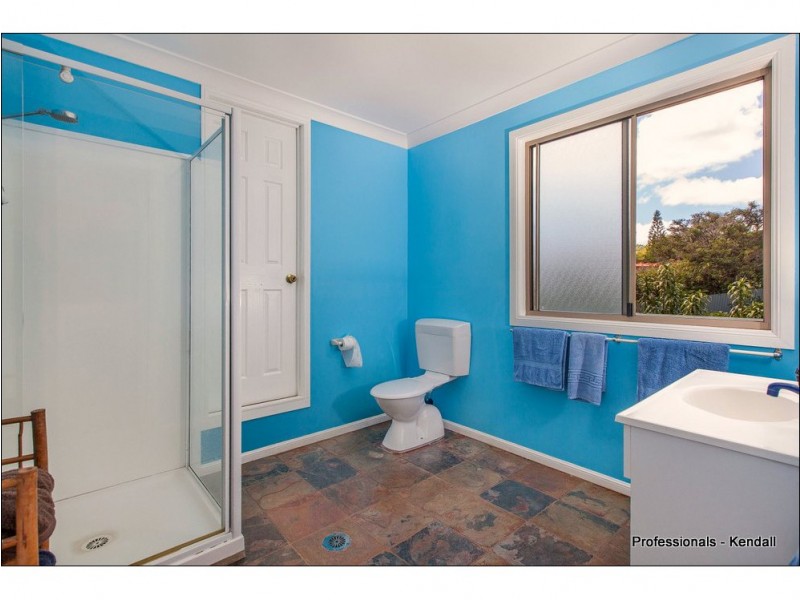 1 Freemont Drive, Tamborine Mountain QLD 4272