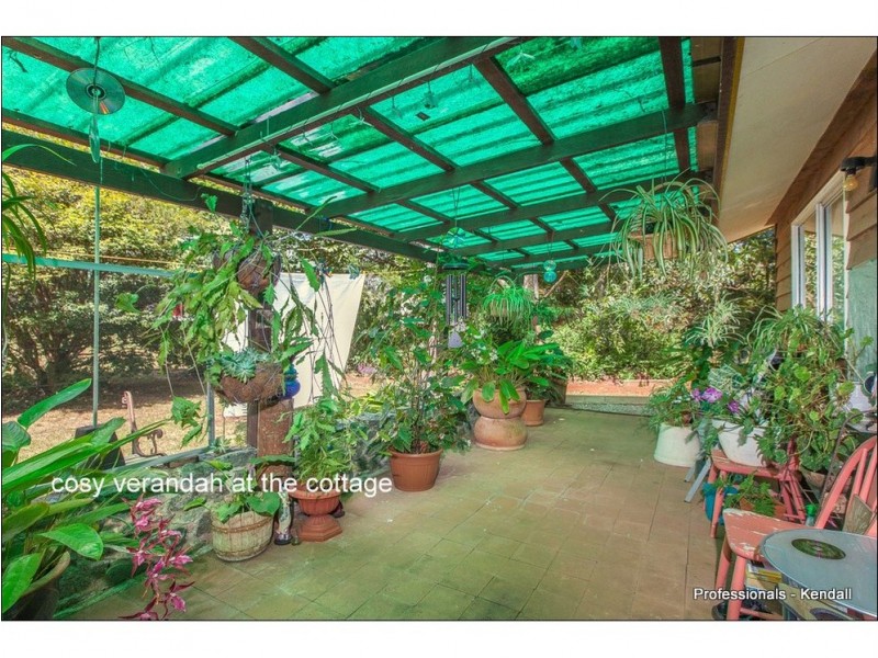 1 Freemont Drive, Tamborine Mountain QLD 4272