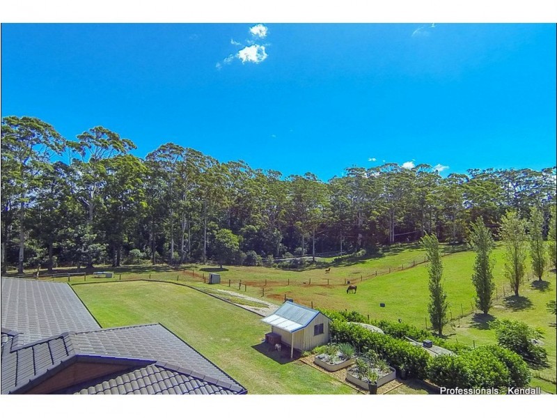 19 Power Parade, Tamborine Mountain QLD 4272
