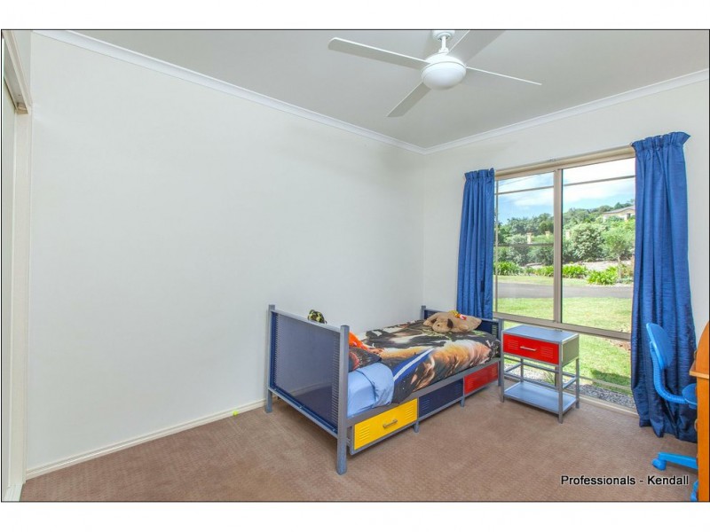 19 Power Parade, Tamborine Mountain QLD 4272