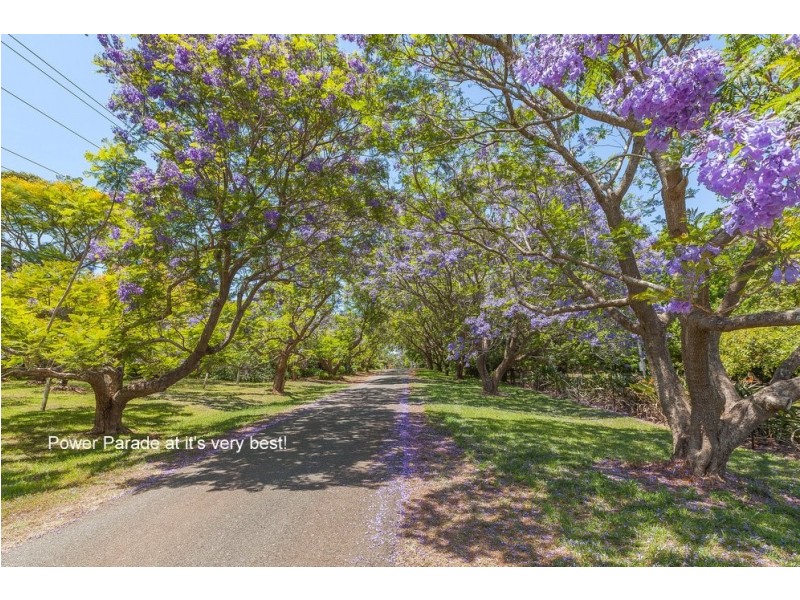 19 Power Parade, Tamborine Mountain QLD 4272