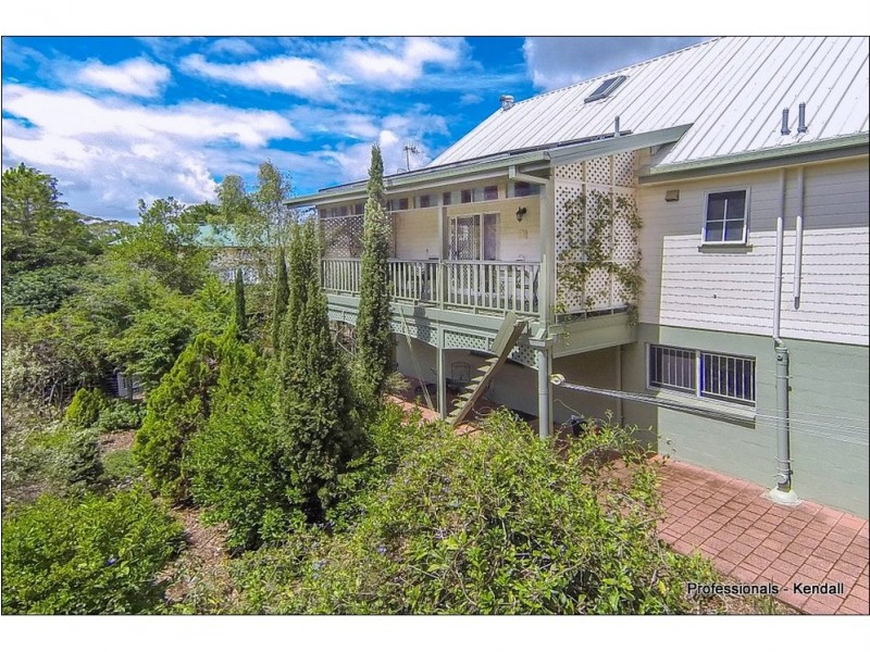 76 Magnetic Drive, Eagle Heights QLD 4271