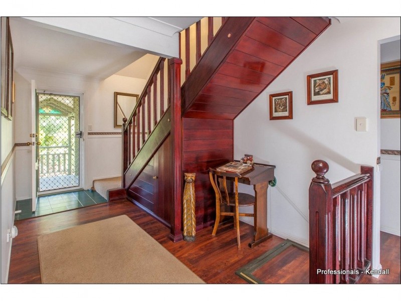 76 Magnetic Drive, Eagle Heights QLD 4271