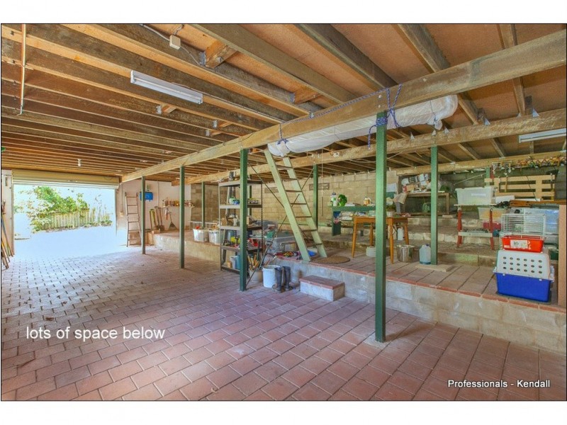 76 Magnetic Drive, Eagle Heights QLD 4271