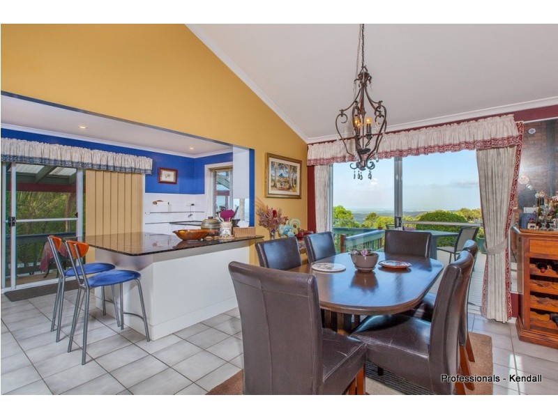 25 Leona Court, Tamborine Mountain QLD 4272