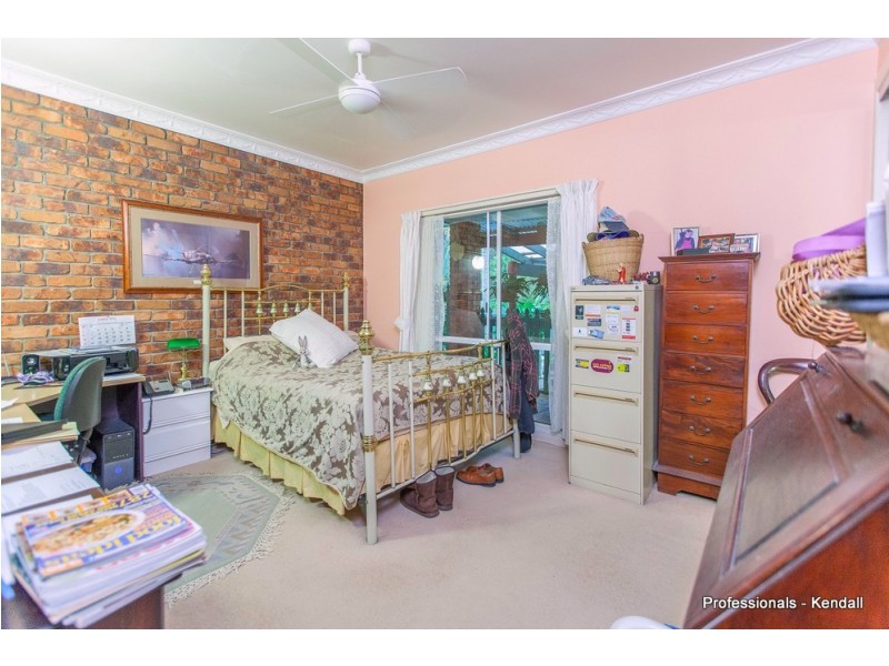 25 Leona Court, Tamborine Mountain QLD 4272