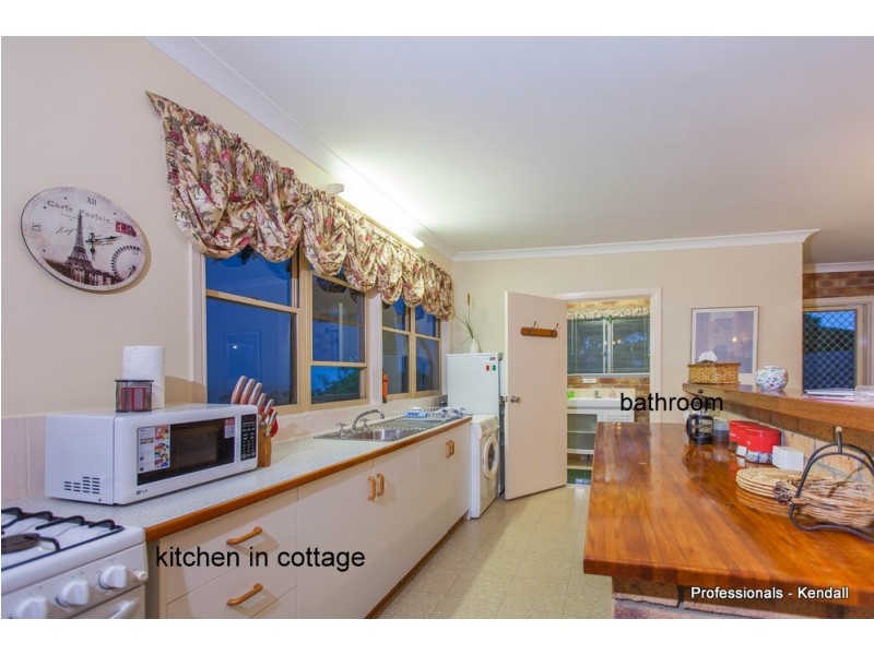 25 Leona Court, Tamborine Mountain QLD 4272