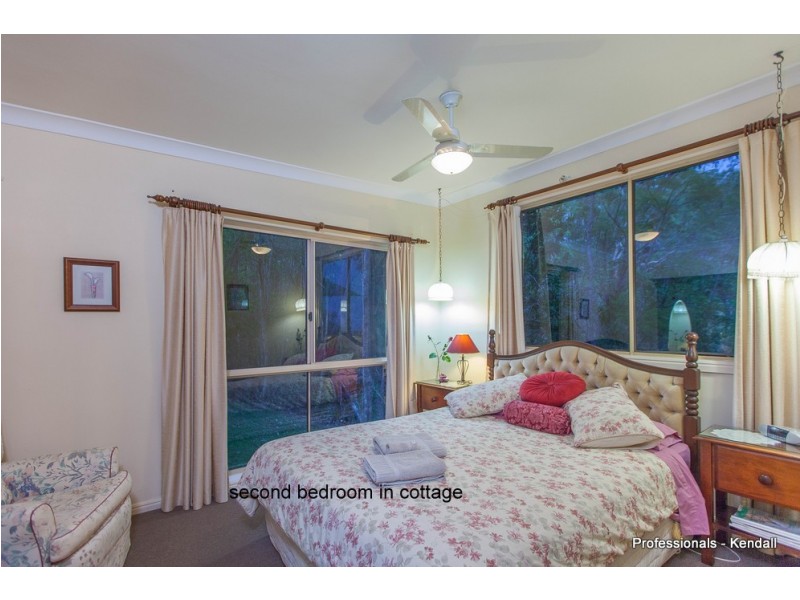 25 Leona Court, Tamborine Mountain QLD 4272