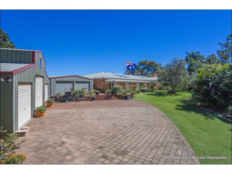 2 Shorthorn Court, Tamborine QLD 4270