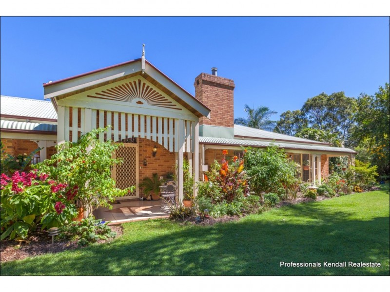 2 Shorthorn Court, Tamborine QLD 4270