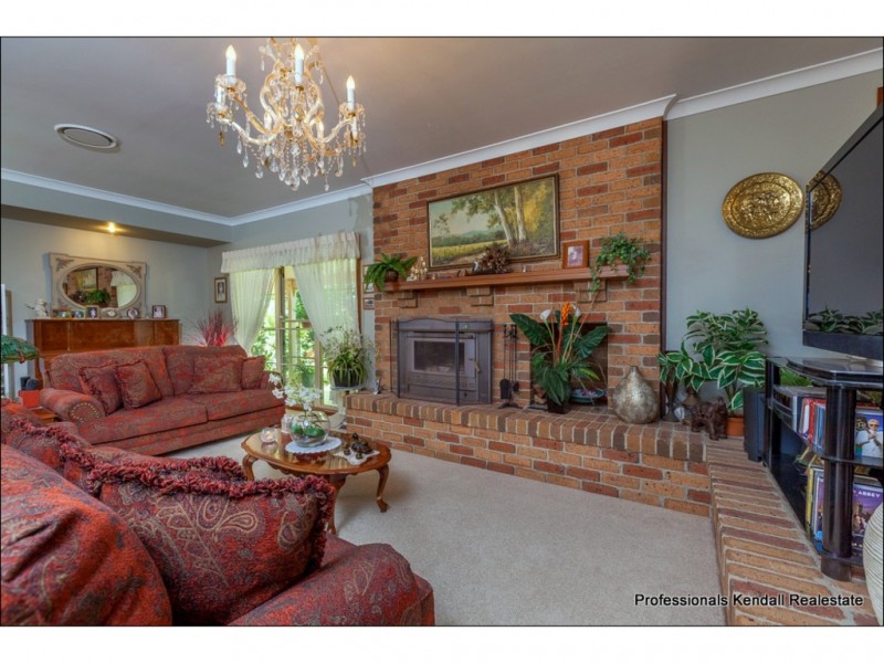 2 Shorthorn Court, Tamborine QLD 4270