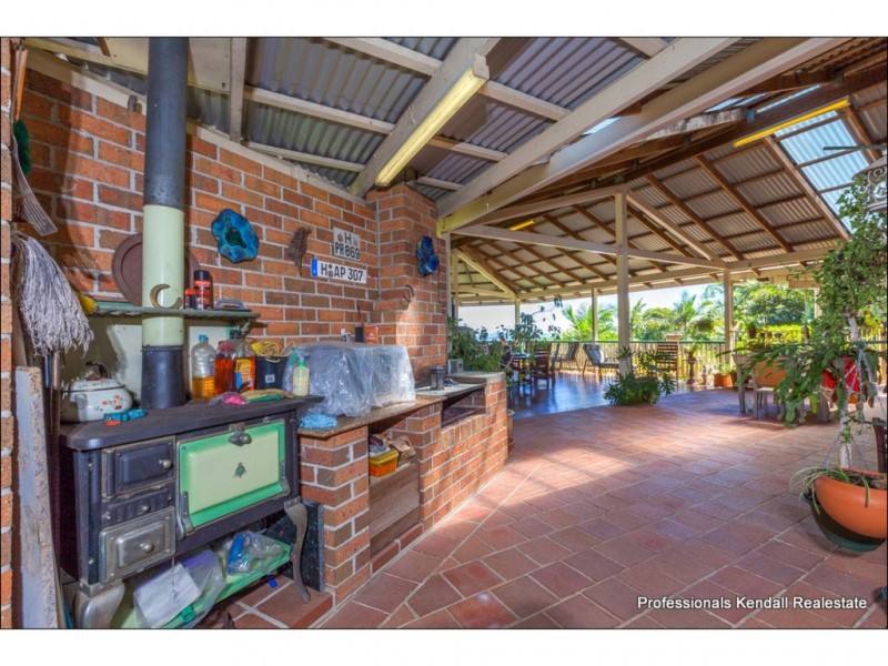 2 Shorthorn Court, Tamborine QLD 4270