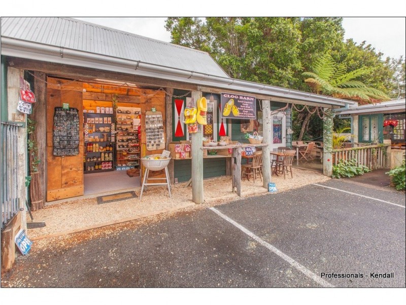 88 Eagle Heights Road, Tamborine Mountain QLD 4272