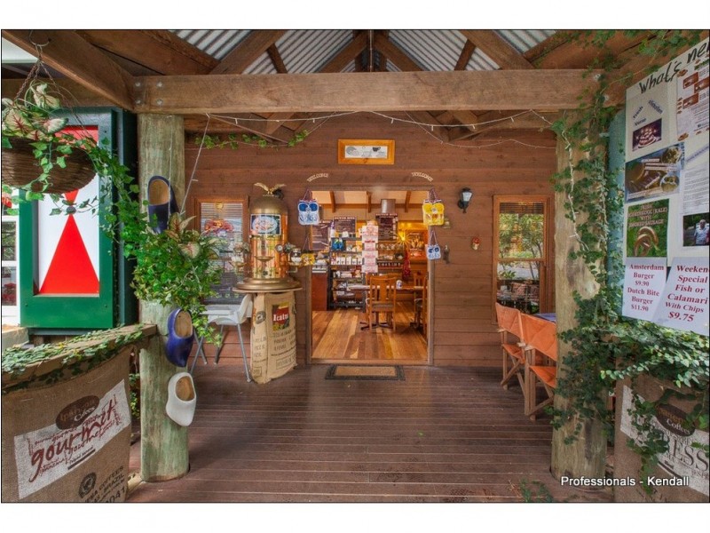 88 Eagle Heights Road, Tamborine Mountain QLD 4272