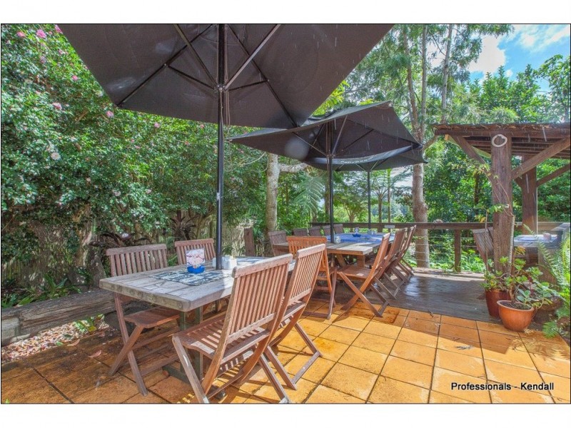 88 Eagle Heights Road, Tamborine Mountain QLD 4272