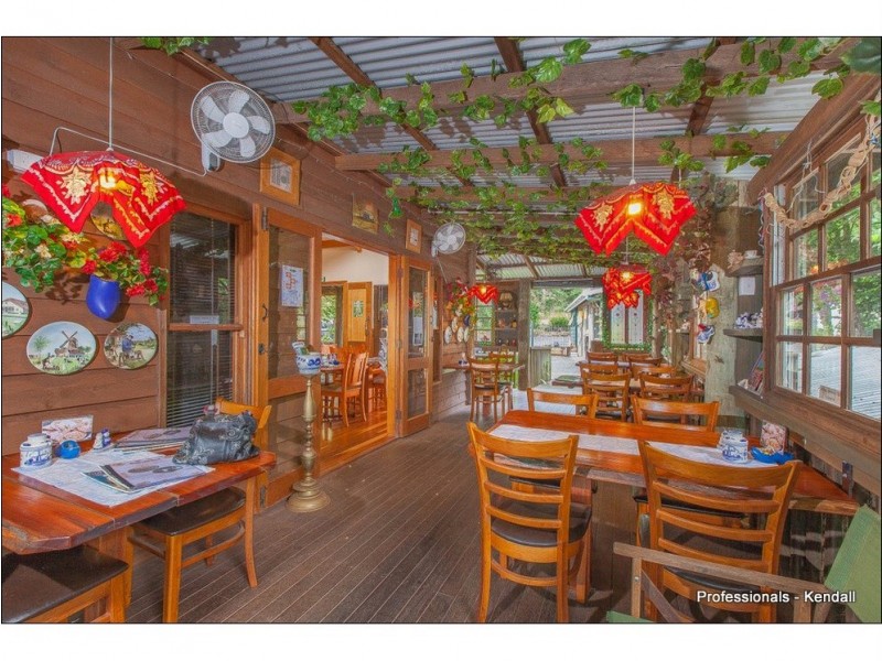 88 Eagle Heights Road, Tamborine Mountain QLD 4272