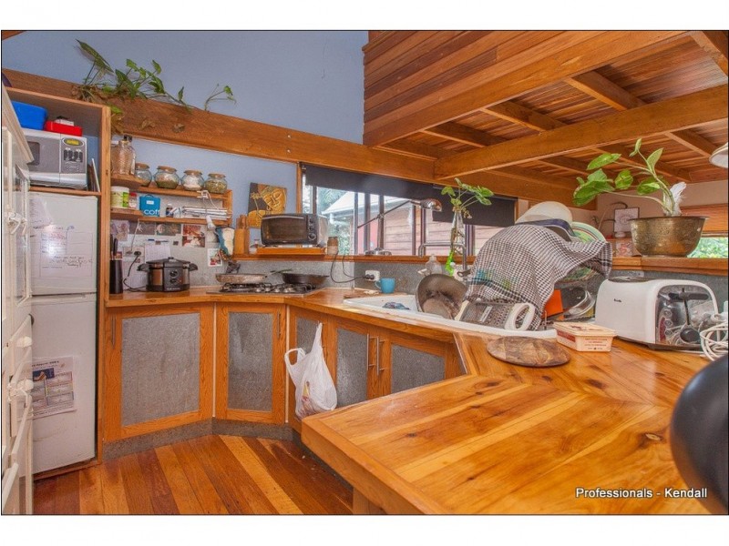 88 Eagle Heights Road, Tamborine Mountain QLD 4272