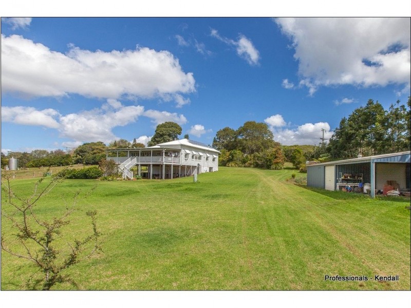 11 Holt Road, Tamborine Mountain QLD 4272