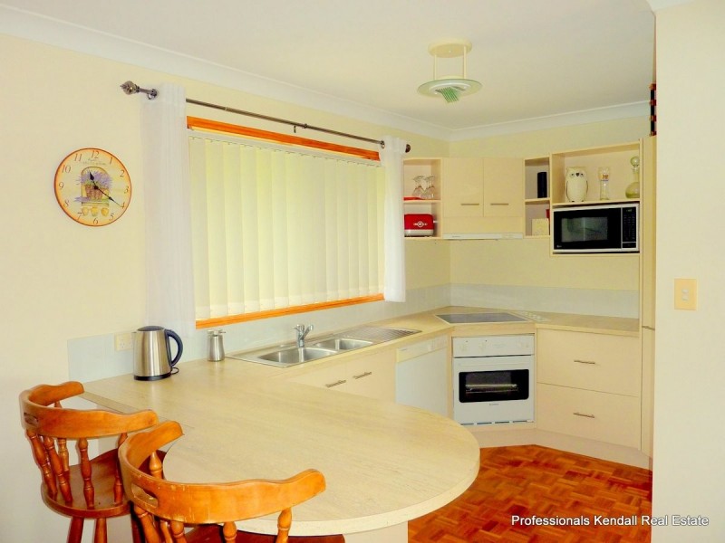 10 Borneo Court, Tamborine Mountain QLD 4272