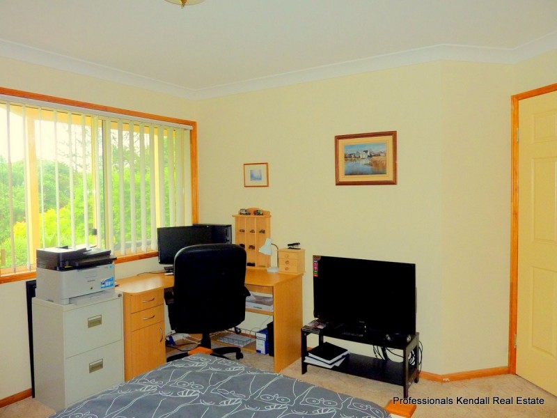 10 Borneo Court, Tamborine Mountain QLD 4272
