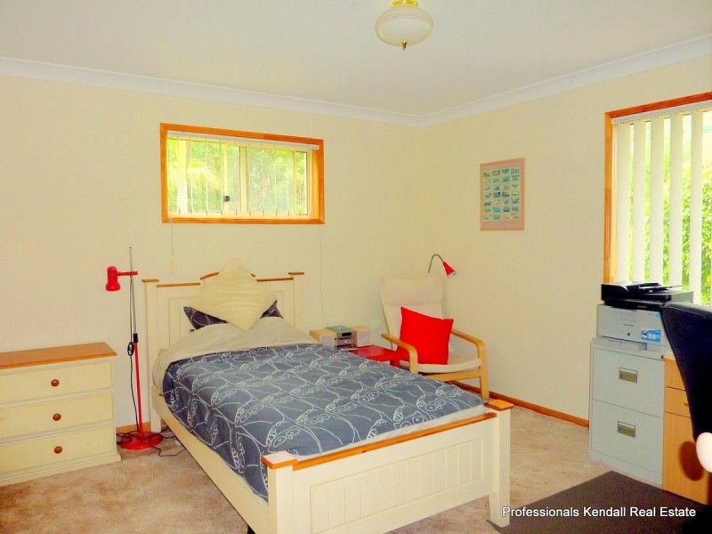 10 Borneo Court, Tamborine Mountain QLD 4272