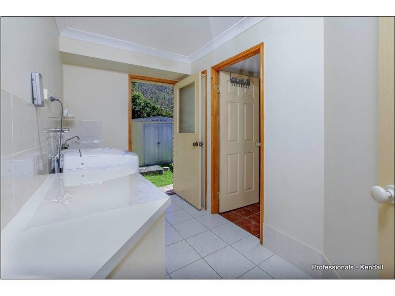10 Borneo Court, Tamborine Mountain QLD 4272