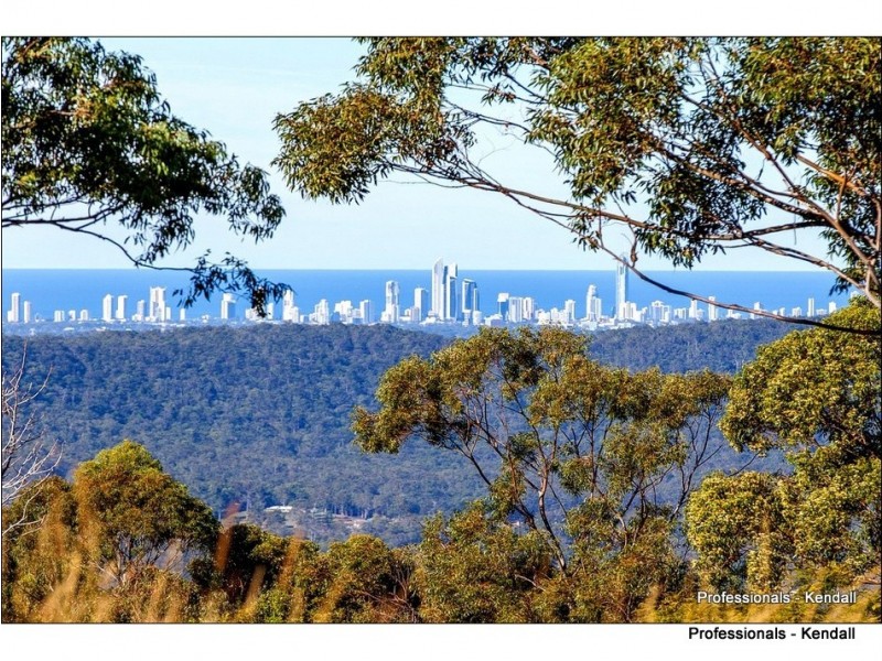 612 Henri Robert Drive, Tamborine Mountain QLD 4272