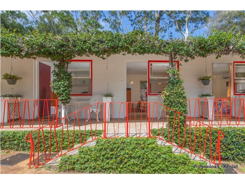 9 Eagle Heights Road, Tamborine Mountain QLD 4272