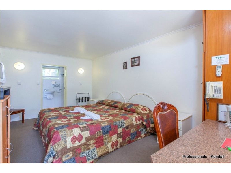 9 Eagle Heights Road, Tamborine Mountain QLD 4272