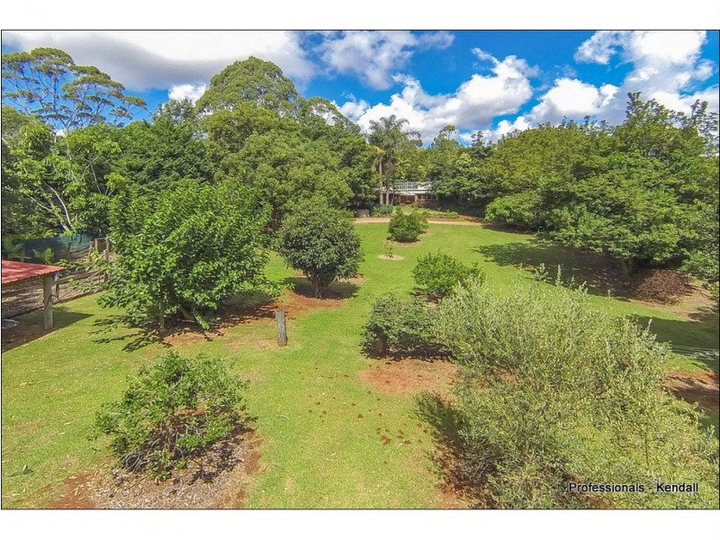 20 Bateke Road, Tamborine Mountain QLD 4272