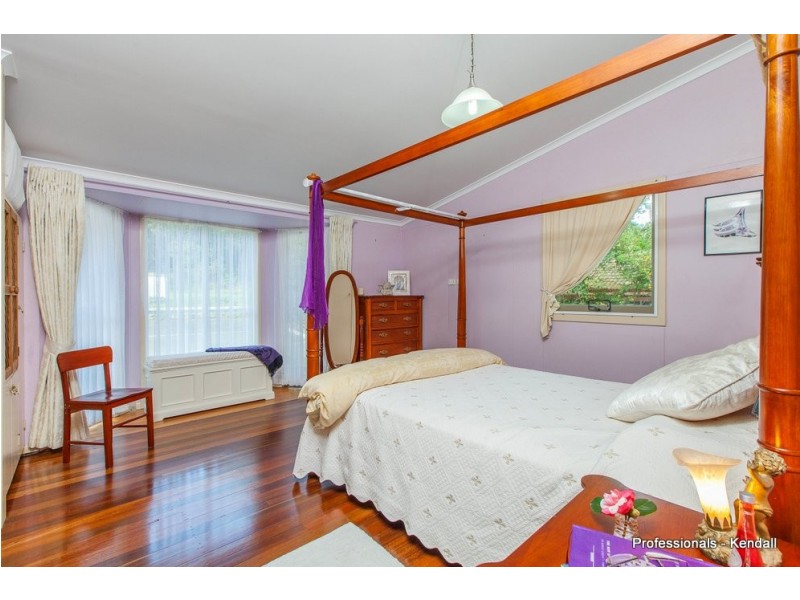 94 Eagle Heights Road, Eagle Heights QLD 4271
