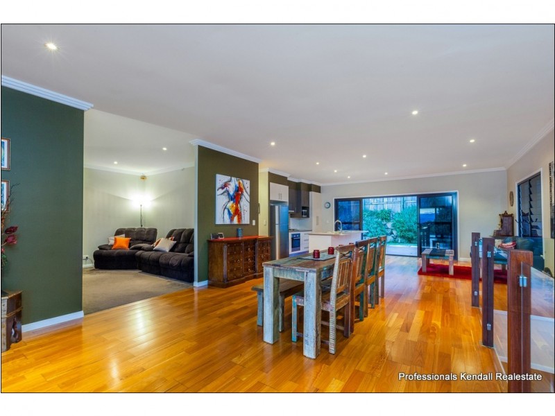 68 Pacific Parade, Tamborine Mountain QLD 4272
