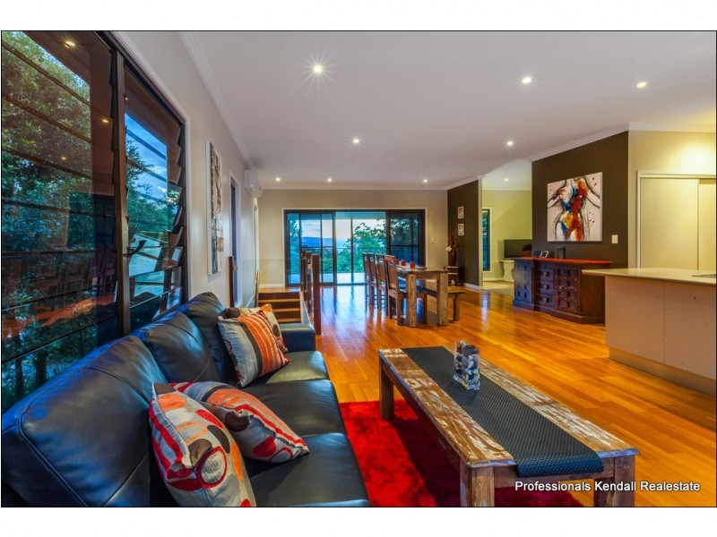 68 Pacific Parade, Tamborine Mountain QLD 4272