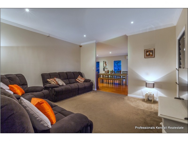 68 Pacific Parade, Tamborine Mountain QLD 4272