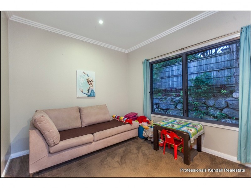 68 Pacific Parade, Tamborine Mountain QLD 4272