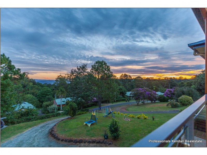 68 Pacific Parade, Tamborine Mountain QLD 4272