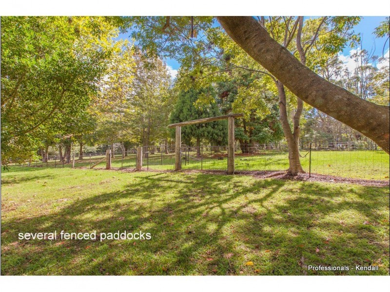 90 Main Western Road, Tamborine Mountain QLD 4272