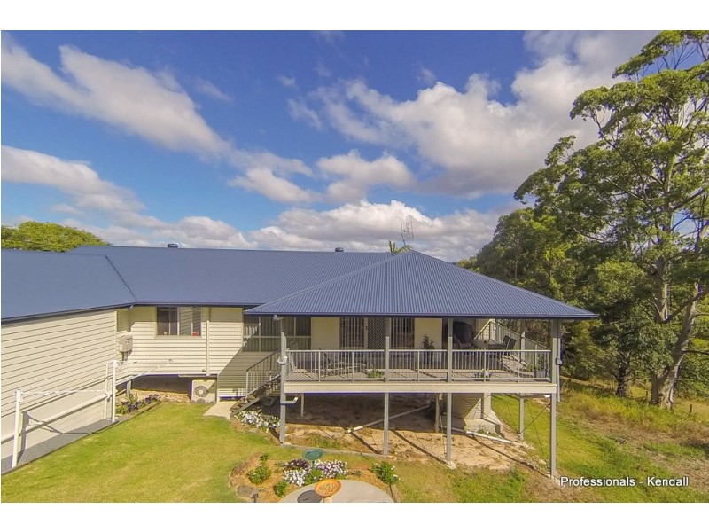 7 Erebus Court, Eagle Heights QLD 4271