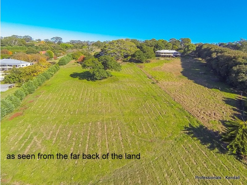 27 BENOWA DR, Tamborine Mountain QLD 4272