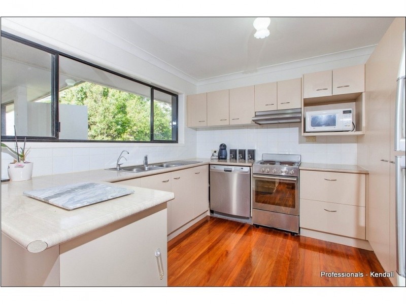 185 Macdonnell Rd, Tamborine Mountain QLD 4272