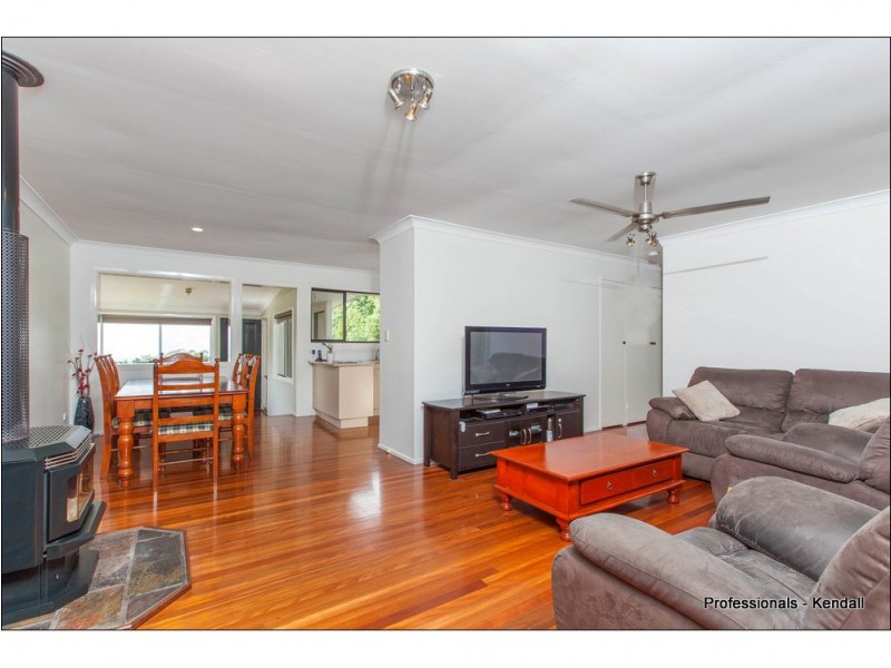 185 Macdonnell Rd, Tamborine Mountain QLD 4272