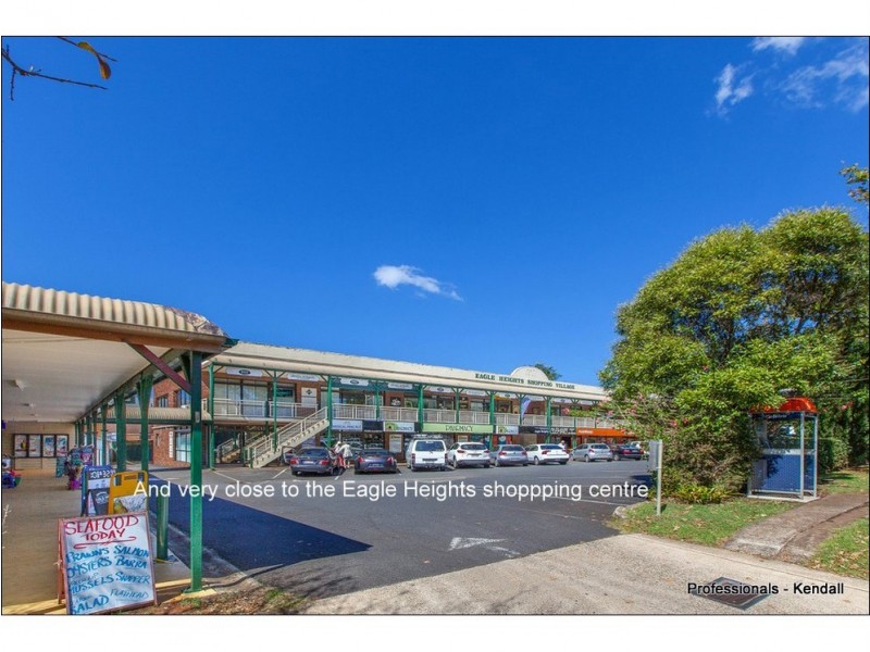 16 Stradbroke Ave, Tamborine Mountain QLD 4272