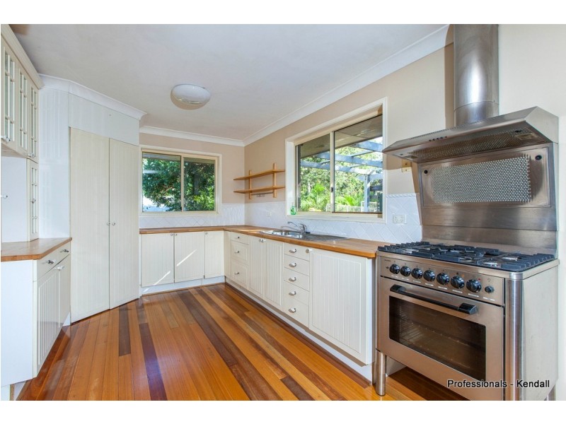 62 Kinabalu, Tamborine Mountain QLD 4272