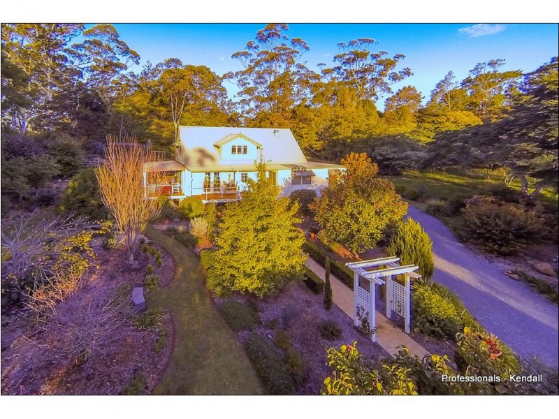 109 Sierra Drive, Tamborine Mountain QLD 4272