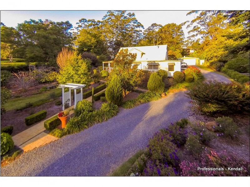 109 Sierra Drive, Tamborine Mountain QLD 4272