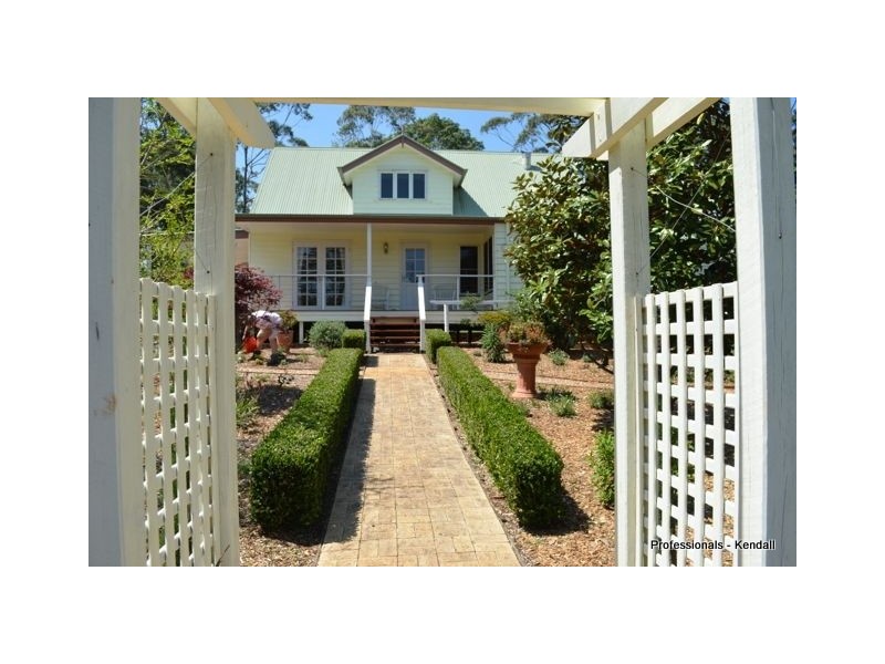 109 Sierra Drive, Tamborine Mountain QLD 4272